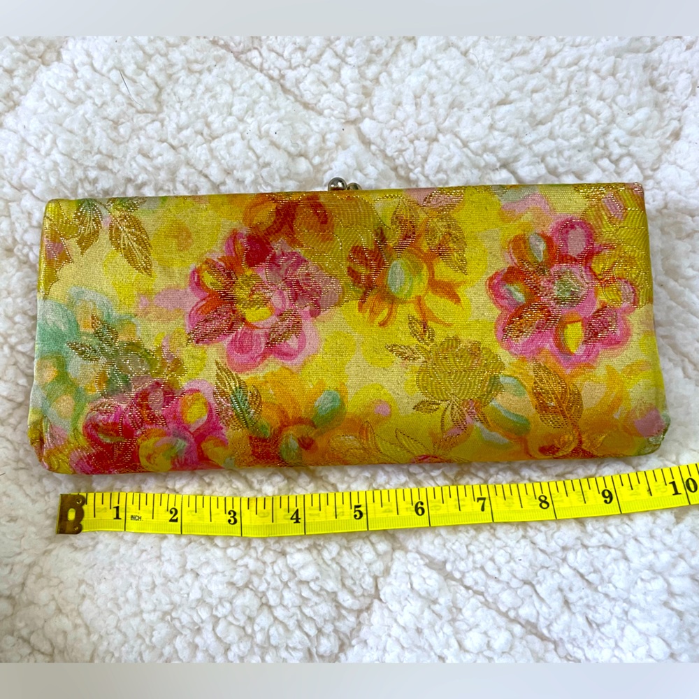 Sweet bright yellow clutch with pretty pink flowers and gold lobster clasp - Picture 5 of 8